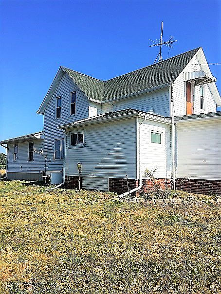 2nd image of 2030 330th St