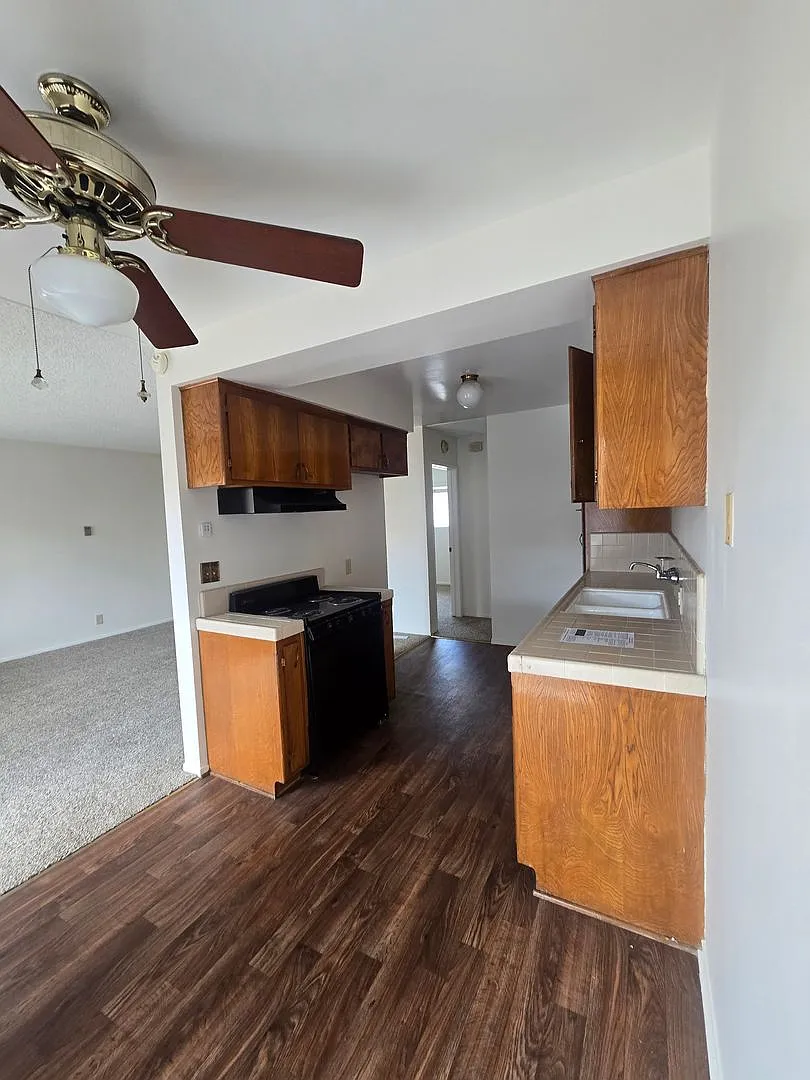 Newlin Street Apartments — Photo 2