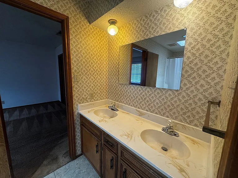 2606 Keswick Cv — Photo 10