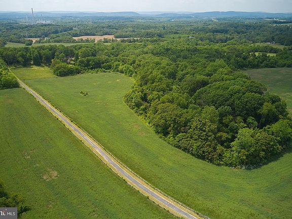 5th image of 21050 Big Woods Rd