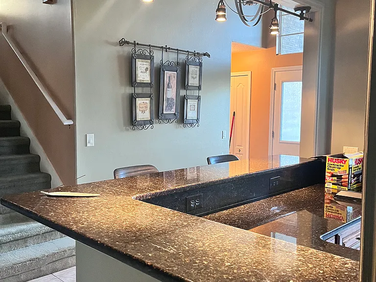 3900 Oak Crest Cir — Photo 14
