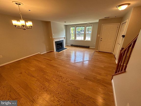 5th image of 11704 Scooter Ln #10