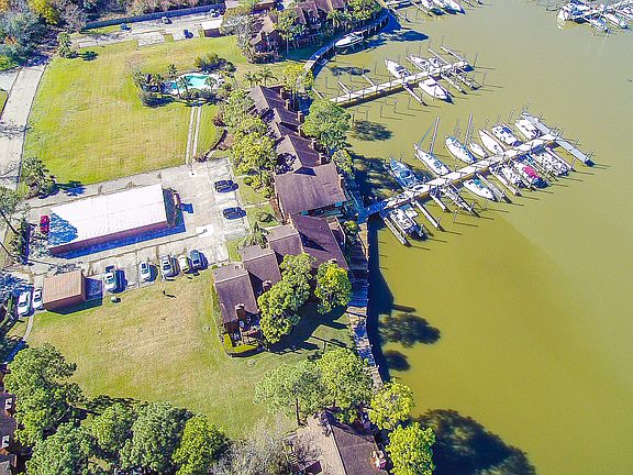 4th image of 2348 Crows Nest Dr