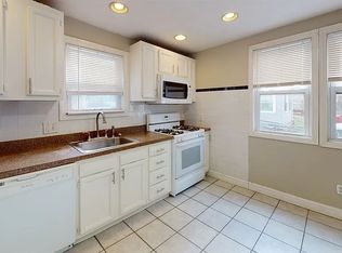 24 Kelley Ct, Brighton, MA 02135