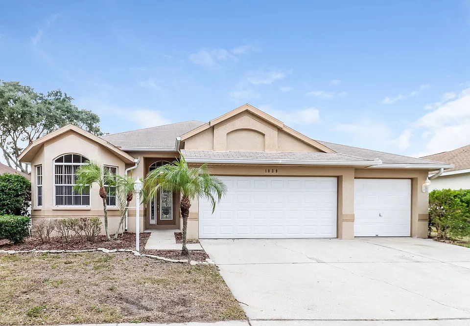 1839 Wood Trail St