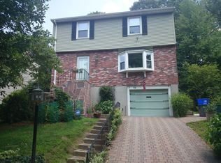 88 Leland Rd, Chestnut Hill, MA 02467