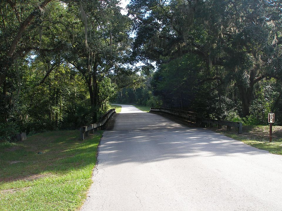 2nd image of 336 Old Plantation Dr