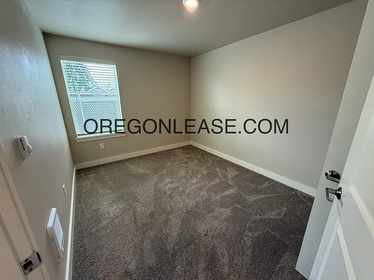 4040 Horace St #12 — Photo 8