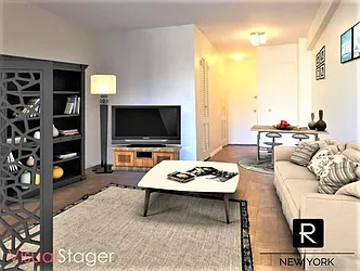 Rented by R New York