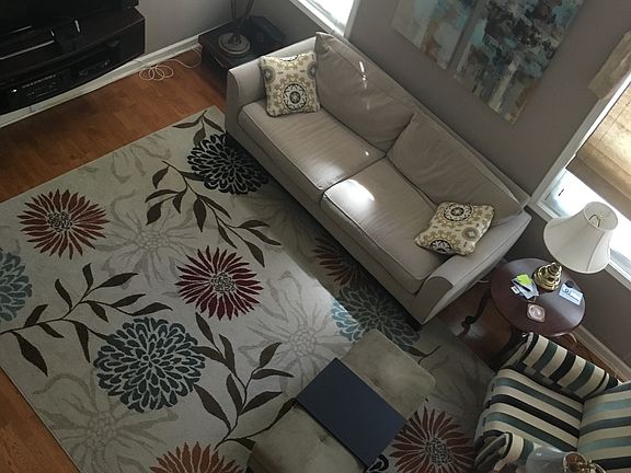 5th image of 3164 Carriage Way Dr