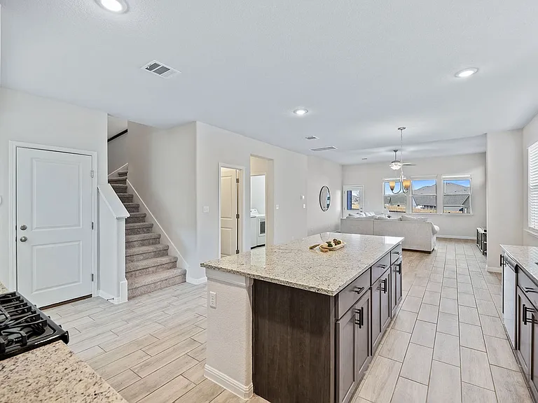 309 Greenway Dr — Photo 45