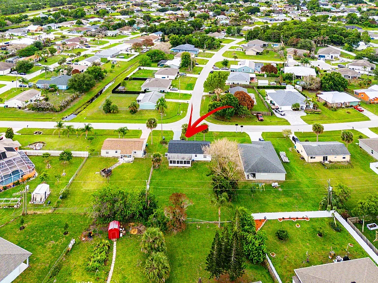 2937 SE Ironton Ave — Photo 36
