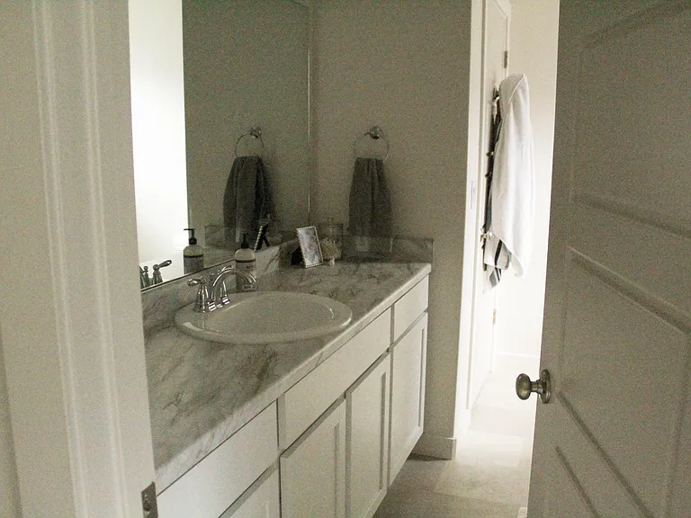 3643 W Drexler Dr — Photo 16