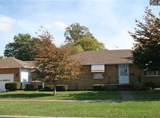 2941 Beech Ave, Lorain, OH 44052