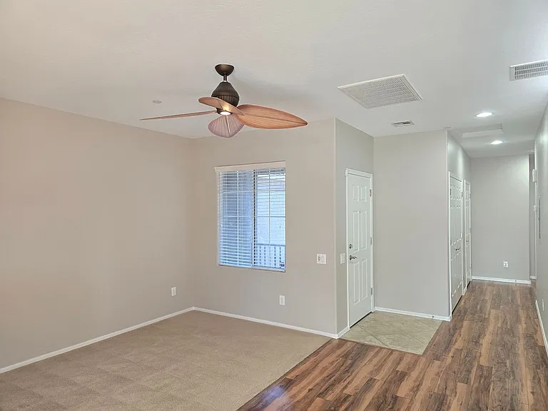 6868 Sky Pointe Dr #2076 — Photo 4