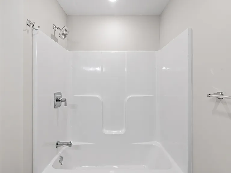 28 Hackamore Ave — Photo 35