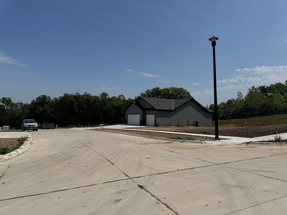 Woodside Village by Remington Homes in Lincoln NE | Zillow