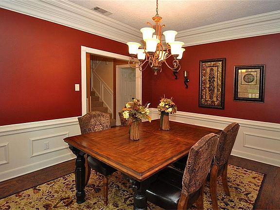 3rd image of 4331 Hill Forest Dr