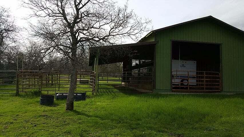 2nd image of 14388 Clear Creek Rd