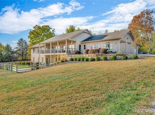 1083 E 1200th Rd, Lawrence, KS 66047