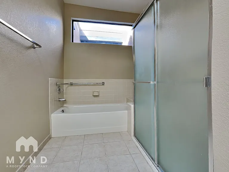 1750 W Camino Urbano — Photo 15