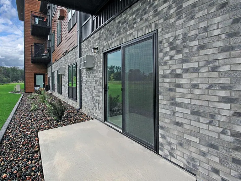 Courtyard — Photo 71