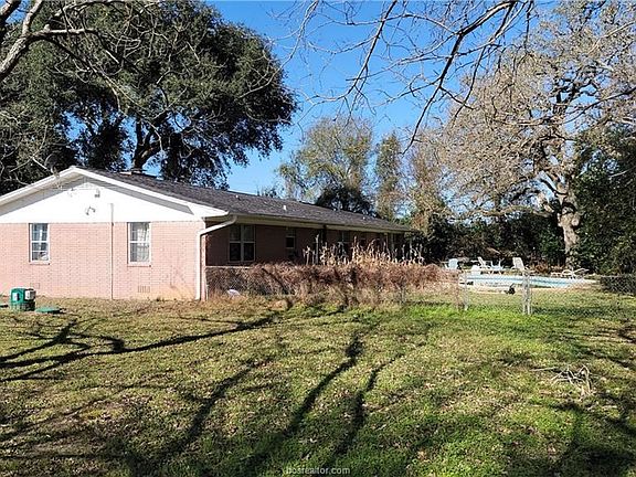3rd image of 2842 Fm 359 N