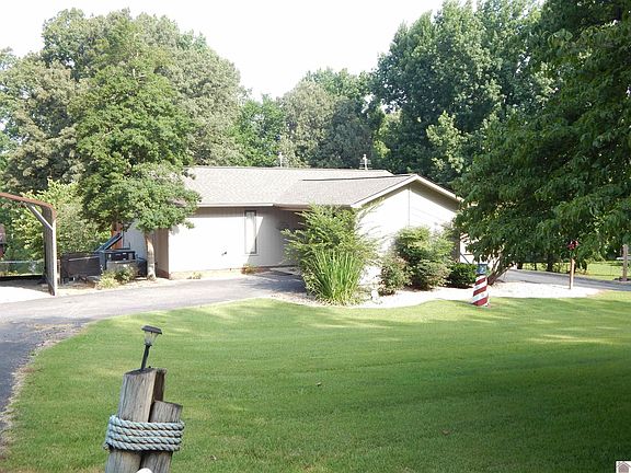 3rd image of 283 Delaware Rd