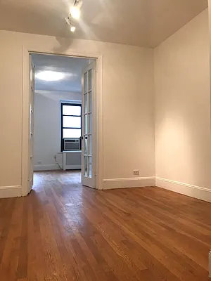 Rented by Paley Management | media 30