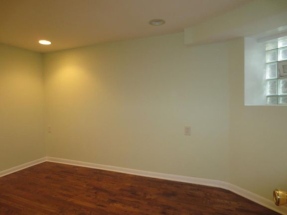 3rd image of 2631 N Talman Ave #B