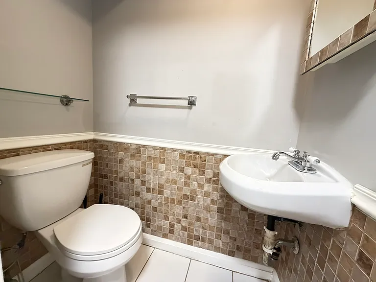 1030 Lakemont Rd — Photo 30