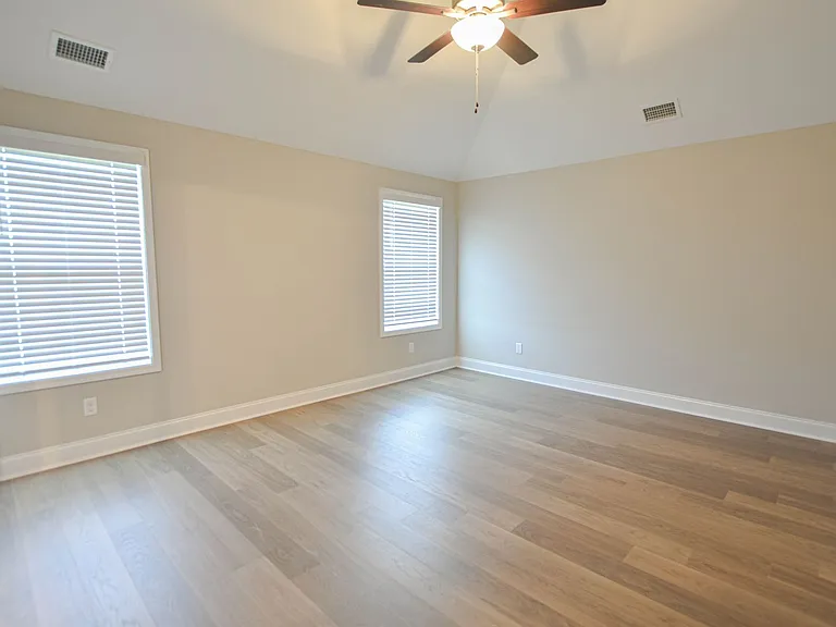 1113 Henry Place Blvd — Photo 11