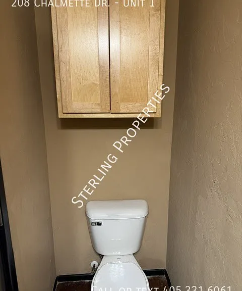 208 Chalmette Dr #1 — Photo 14