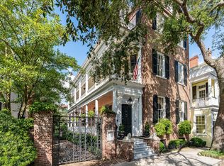 122 Tradd St, Charleston, SC 29401