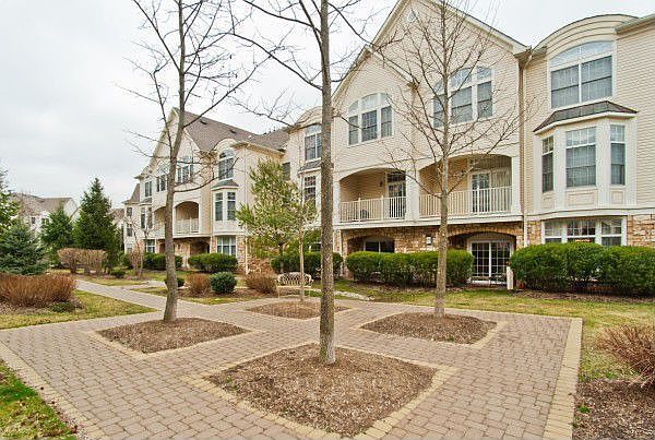 1st image of 602 Turlington Ct