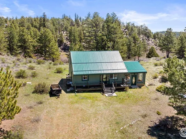198 Deer Park Dr, Livermore, CO 80536