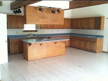 4th image of 508 Lamar Ln