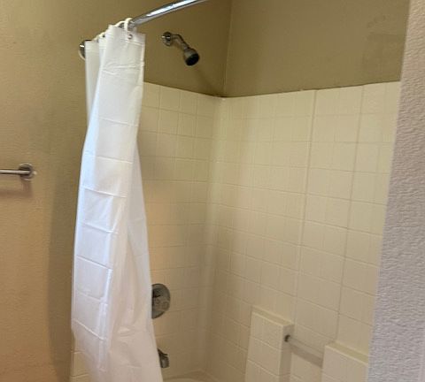 3rd image of 629 Solano St #2