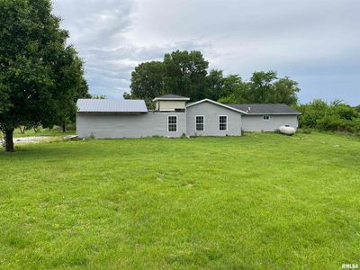 2067 New Lake Rd, Jacksonville, IL, 62650