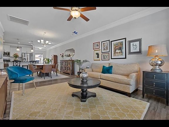 4th image of 29 Finley Ridge Way