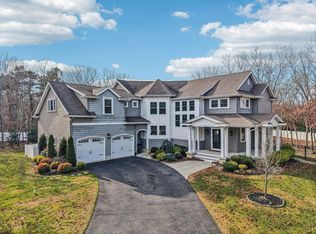 802 Gatehouse Dr, Galloway, NJ 08205