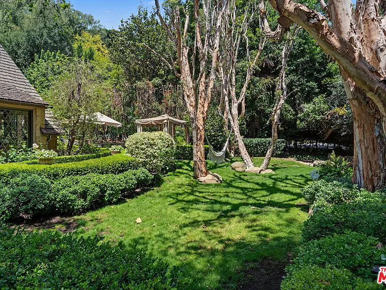 575 N Beverly Glen Blvd — Photo 38