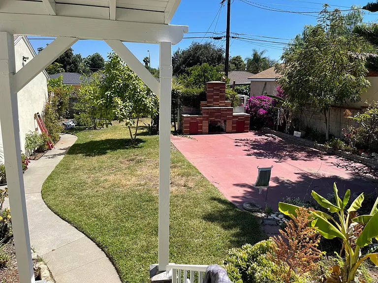2820 Paloma St — Photo 28