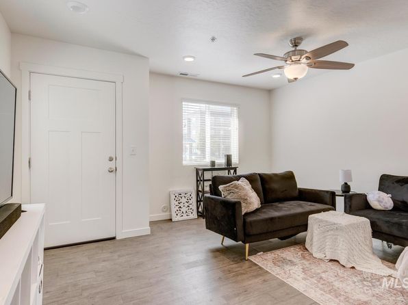 meridian-idaho-2054610567 picture