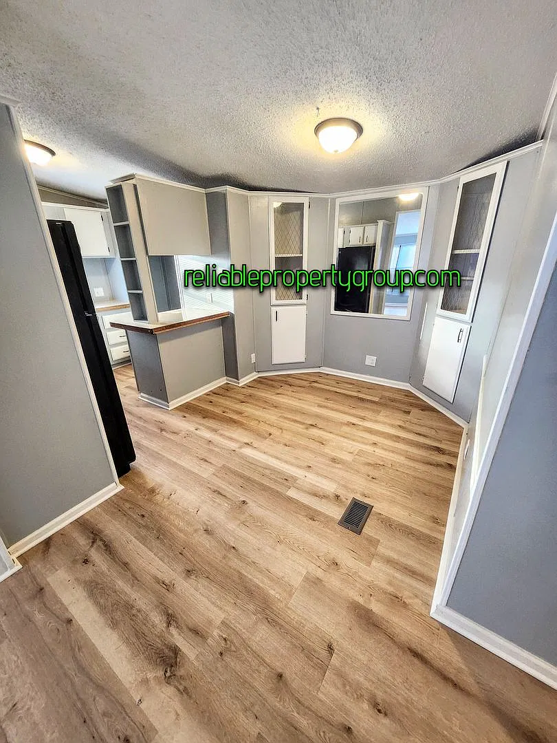 New Listing in Fort Wayne — Photo 4