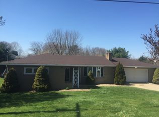 122 Sunset Ln, Aliquippa, PA 15001