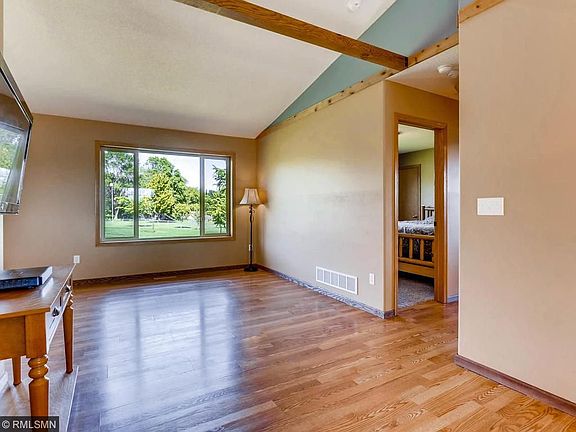 4th image of 5701 Egret Ave