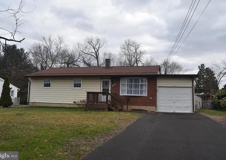1st image of 5007 Eastchester Cir