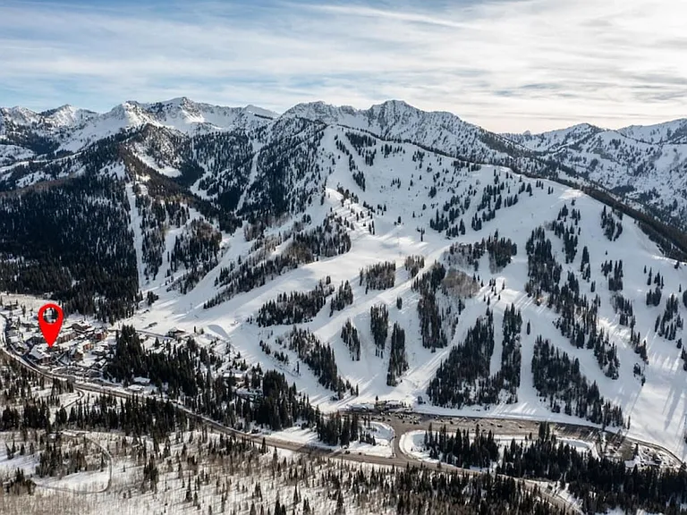 E Big Cottonwood Canyon Rd — Photo 41