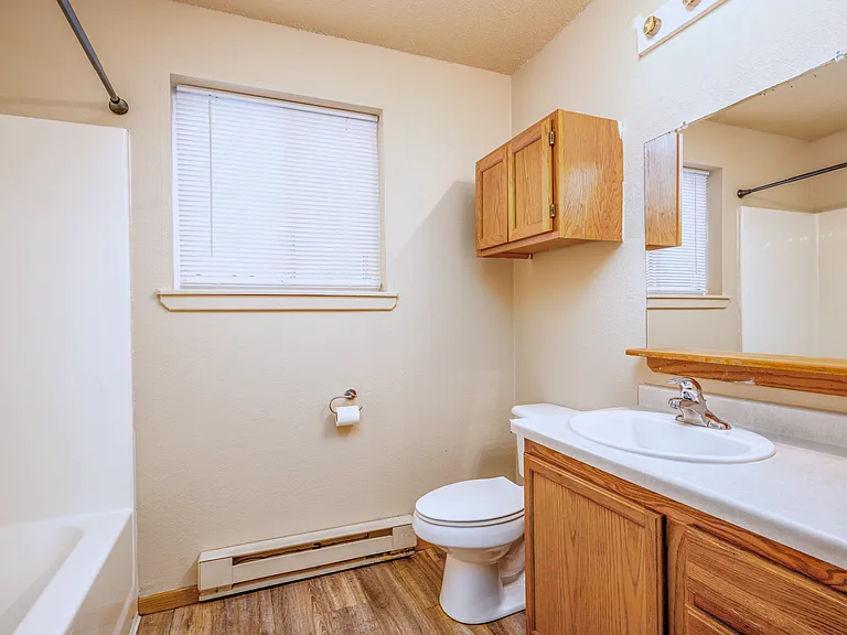 2114 8th Ave NW #3 — Photo 7
